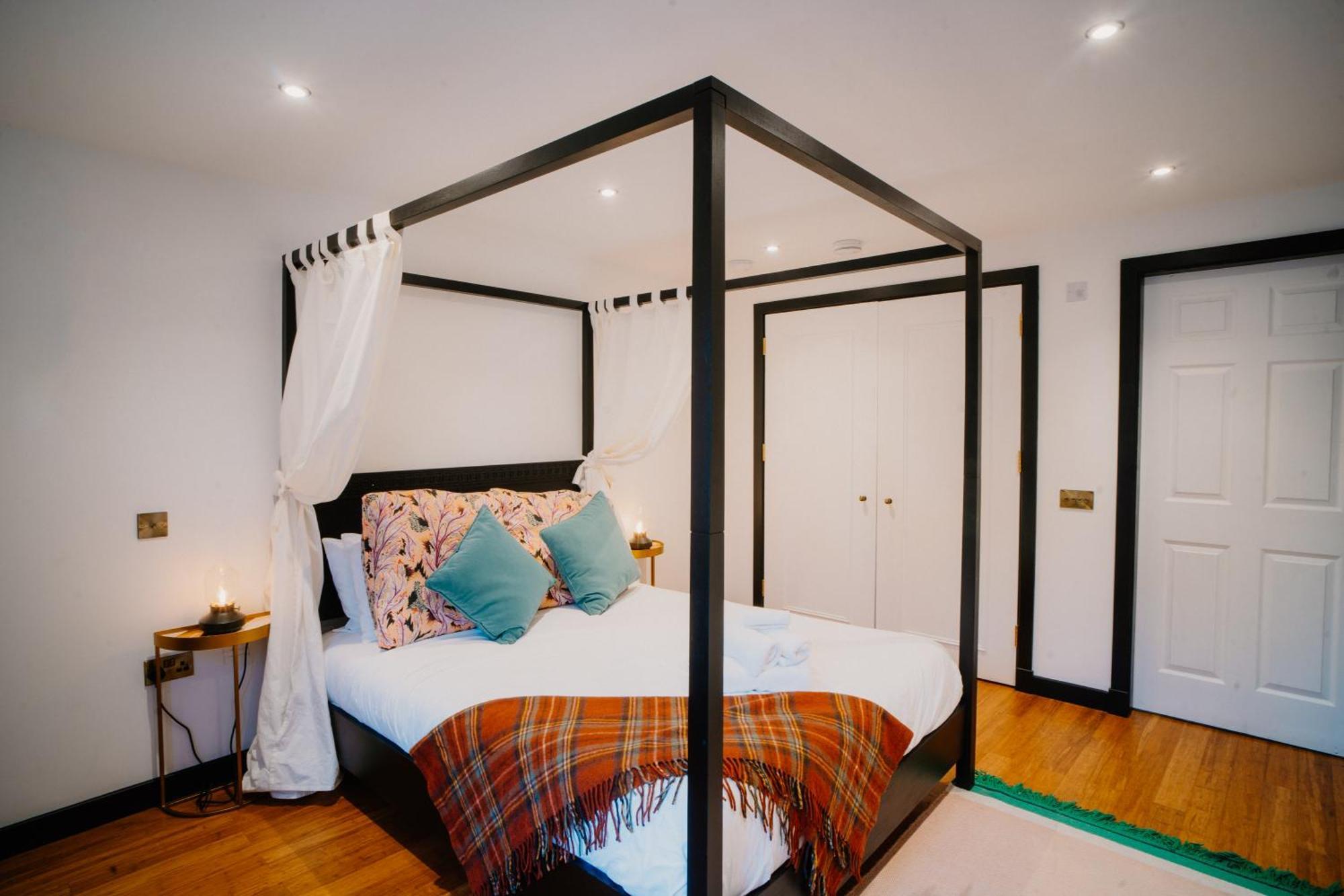 Slateford House 1770 Luxury Aparthotel By The House Of Danu Edinburg Exteriör bild